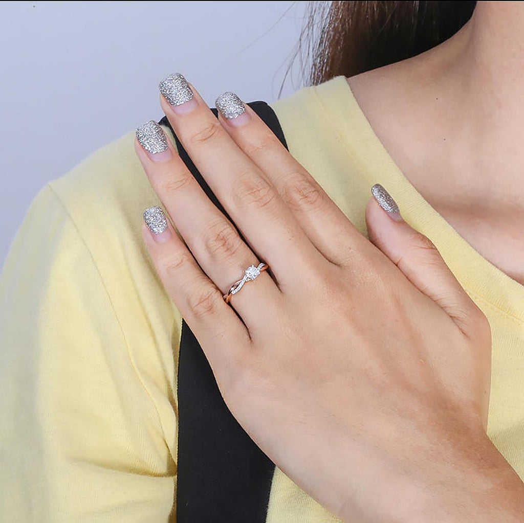 Round Cut Natural Diamond Two-Toned Royal Ribbon Wedding/Engagement Ring