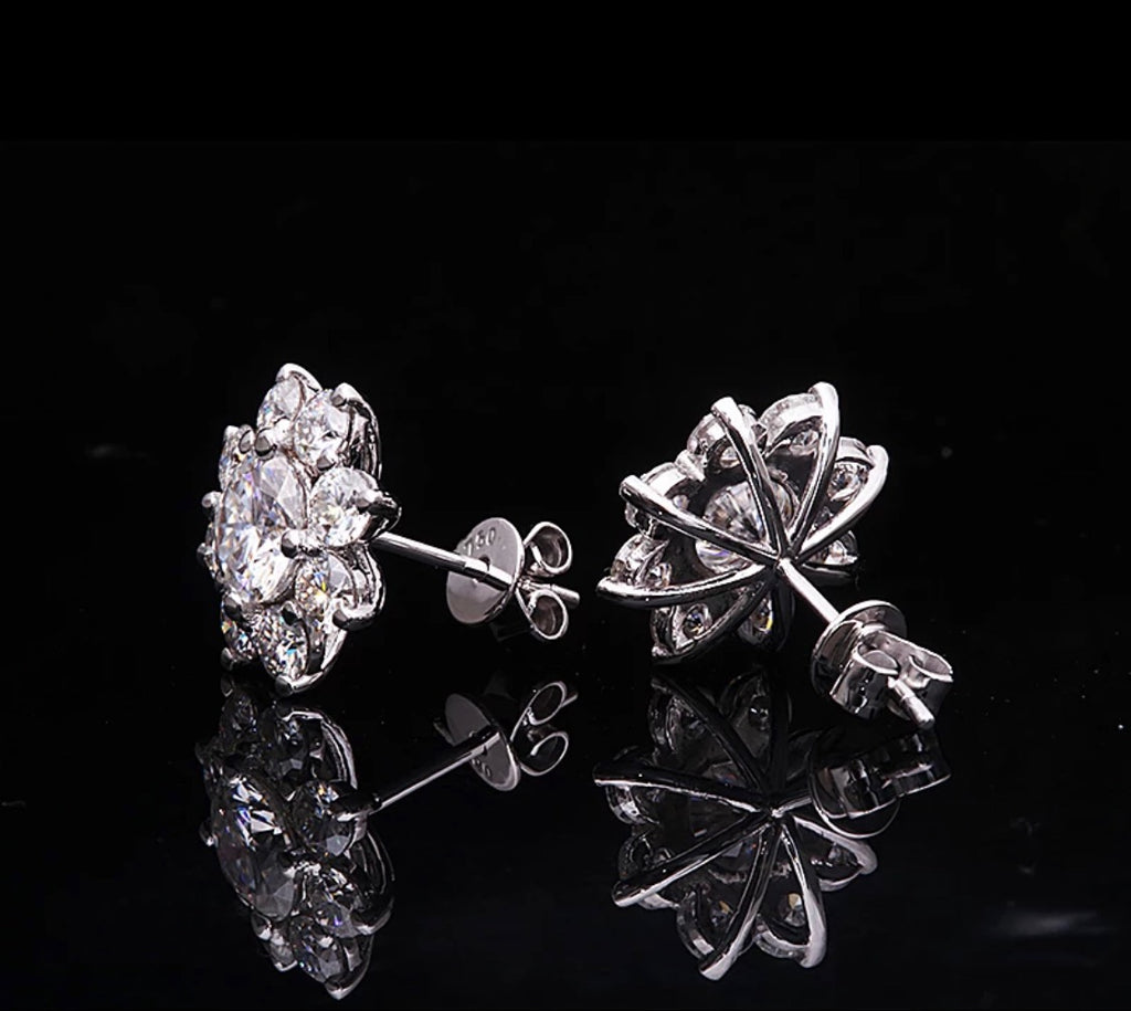 Round Excellent Cut “Flower Power” Stud Earrings